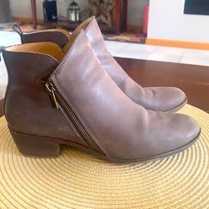 Lucky Brand all leather soft shoe boots Wms Sz 7.5